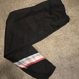 Cabana by Crown and Ivy leggings